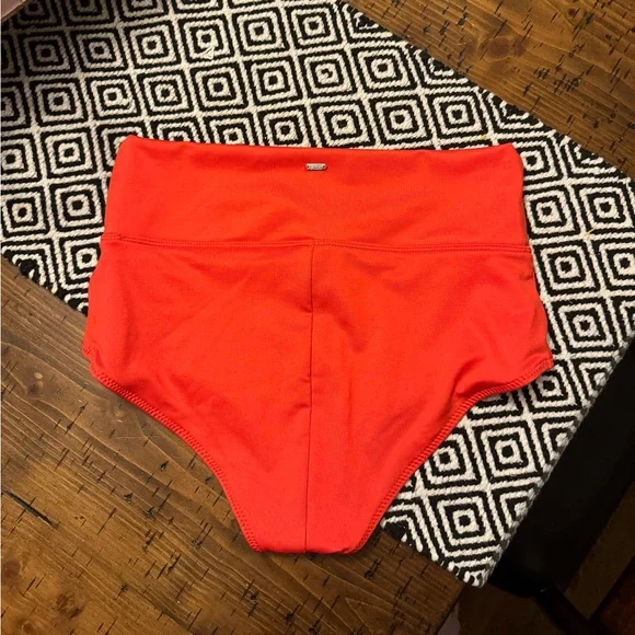 Nwt! VS. Pink High waisted red bikini bottoms - Picture 4 of 5
